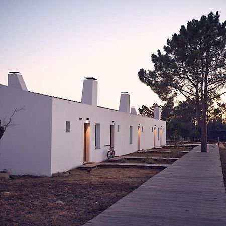 Craveiral Farmhouse By Belong Staying & Feeling São Teotónio Екстериор снимка
