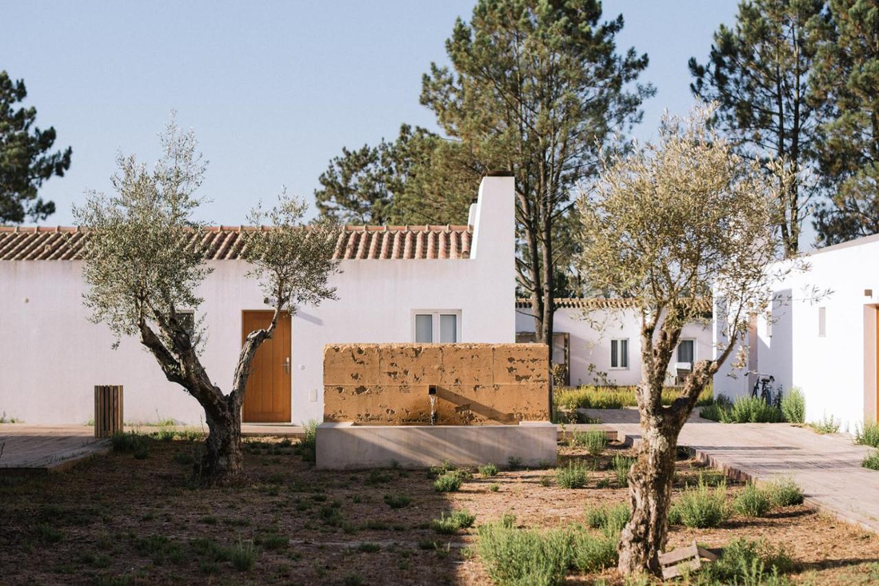 Craveiral Farmhouse By Belong Staying & Feeling São Teotónio Екстериор снимка