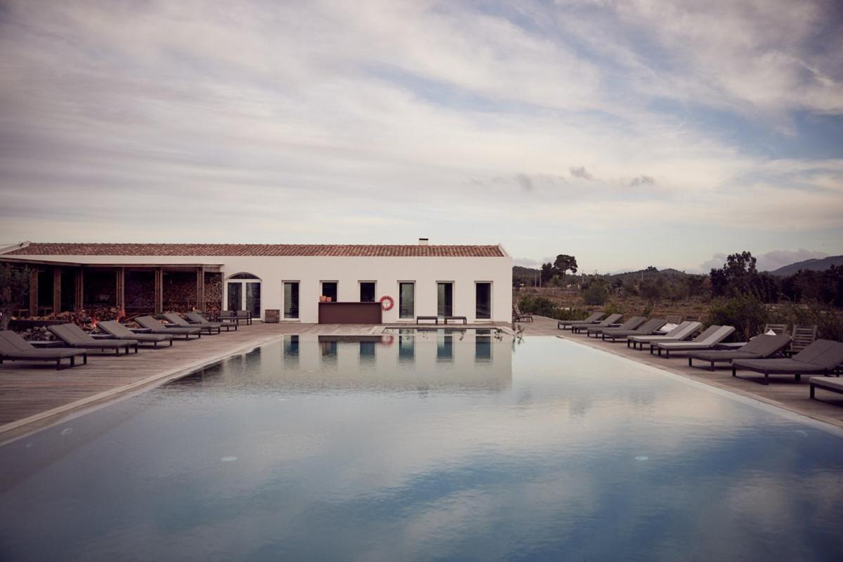 Craveiral Farmhouse By Belong Staying & Feeling São Teotónio Екстериор снимка