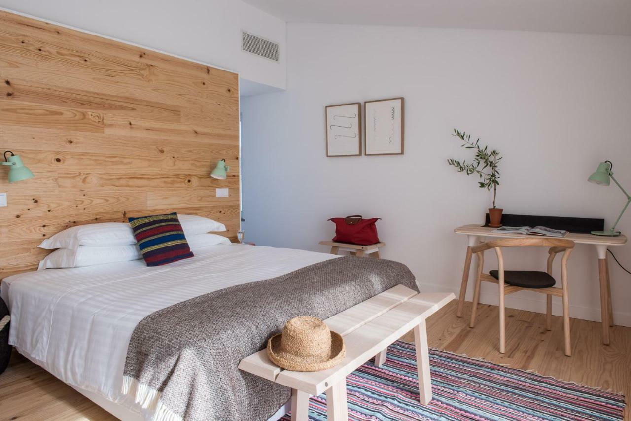 Craveiral Farmhouse By Belong Staying & Feeling São Teotónio Екстериор снимка