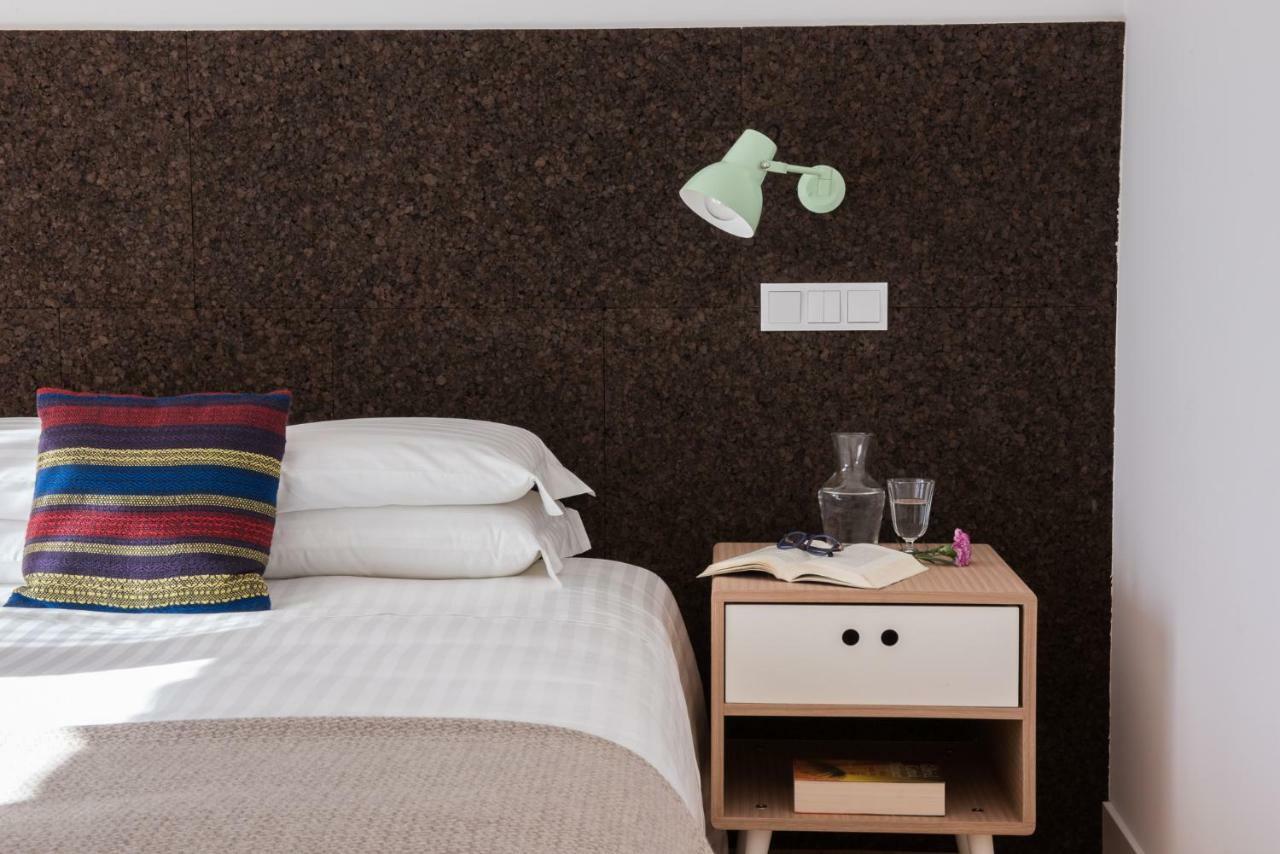 Craveiral Farmhouse By Belong Staying & Feeling São Teotónio Екстериор снимка